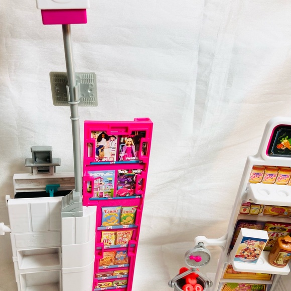 Barbie Grocery Store (15 mini pc) Shelves Checkout & S Grocery Checkout - Picture 11 of 13